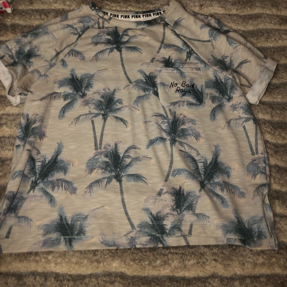 VS pink short sleeve tee - Picture 1 of 1